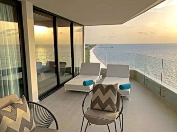 Penthouse de 1 recámara Ocean Front en Puerto Morelos
