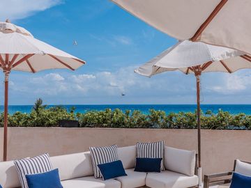 Departamento de 3 habitaciones desarrollo frente al mar Playa del Carmen