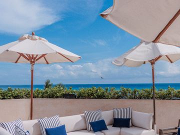 Departamento de 3 habitaciones desarrollo frente al mar Playa del Carmen
