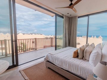 Departamento de 3 habitaciones desarrollo frente al mar Playa del Carmen