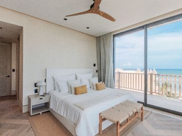 Departamento de 3 habitaciones desarrollo frente al mar Playa del Carmen