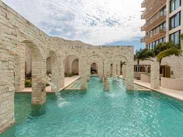 Departamento de 3 habitaciones desarrollo frente al mar Playa del Carmen