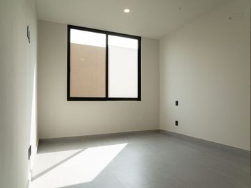 HERMOSA CASA EN VENTA A ESTRENAR PARQUES VALLARTA