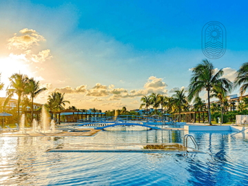 Departamento dentro de un exclusivo desarrollo Mareazul dentro de Corasol Playa del Carmen
