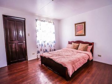 4BR SINGLE ATTACHED HOUSE AND LOT IN IMUS CAVITE