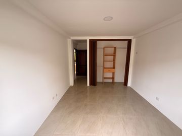 VENDO CASA EN SAMBORONDON CIUDAD CELESTE 4 DORMITORIOS.