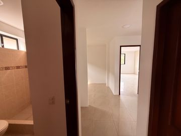 VENDO CASA EN SAMBORONDON CIUDAD CELESTE 4 DORMITORIOS.