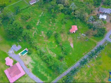 finca vacacional en bucay parque pachakay