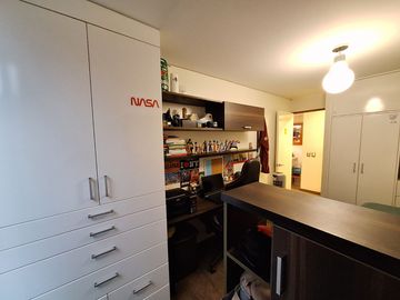 VENDO AMPLIO EN 1ER PISO EN 28 de Julio MIRAFLORES