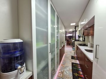 VENDO AMPLIO EN 1ER PISO EN 28 de Julio MIRAFLORES