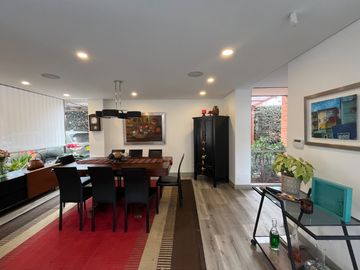 EXCLUSIVA CASA EN VENTA EN CAJICA A POCOS MINUTOS DE FONTANAR