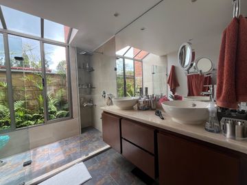 EXCLUSIVA CASA EN VENTA EN CAJICA A POCOS MINUTOS DE FONTANAR