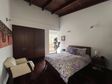 EXCLUSIVA CASA EN VENTA EN CAJICA A POCOS MINUTOS DE FONTANAR