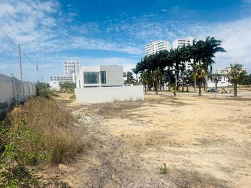 Terreno en venta Punta centinela Royal Decameron