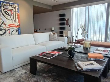 Venta PH de lujo AMUEBLADO con 3 TERRAZAS en Bosque Real