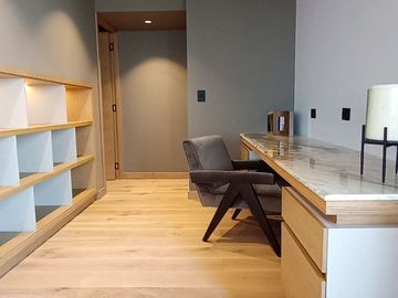 Venta PH de lujo AMUEBLADO con 3 TERRAZAS en Bosque Real
