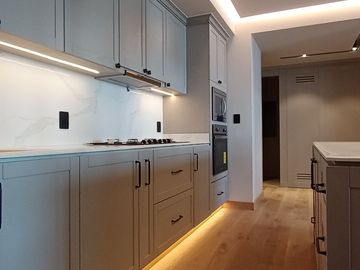 Venta PH de lujo AMUEBLADO con 3 TERRAZAS en Bosque Real