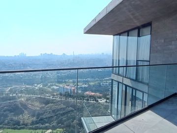 Venta PH de lujo AMUEBLADO con 3 TERRAZAS en Bosque Real