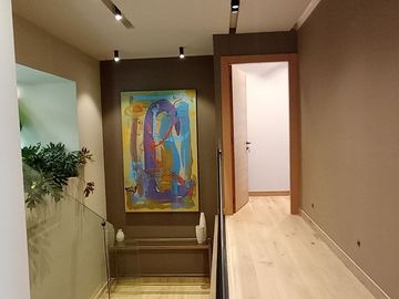 Venta PH de lujo AMUEBLADO con 3 TERRAZAS en Bosque Real