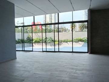 Venta PH de lujo AMUEBLADO con 3 TERRAZAS en Bosque Real