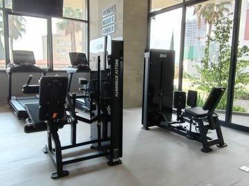 Venta PH de lujo AMUEBLADO con 3 TERRAZAS en Bosque Real