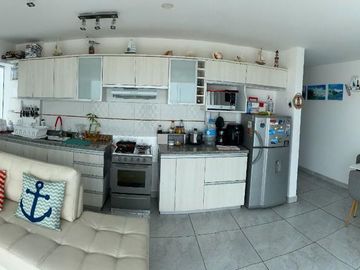 Se vende departamento en primera fila en MALECON PUNTA NEGRA