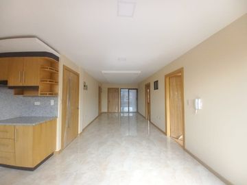 EDIFICIO DE TRES DEPARTAMENTOS EN VENTA SECTOR UNIVERSIDAD CATOLICA DE CUENCA