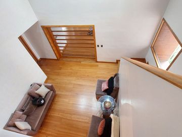 DEPARTAMENTO EN VENTA GONZALEZ SUAREZ 384m2, 2 PARQUEADEROS Y BODEGA