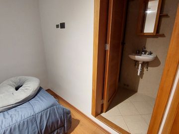 DEPARTAMENTO EN VENTA GONZALEZ SUAREZ 384m2, 2 PARQUEADEROS Y BODEGA
