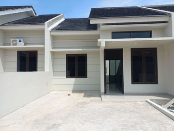 New House in Cilodong Depok Near Train Station and Angkot D10 Road