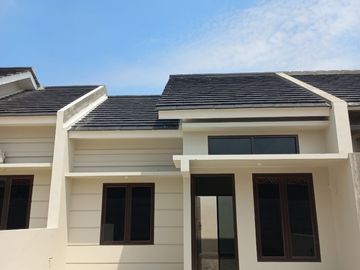 New House in Cilodong Depok Near Train Station and Angkot D10 Road