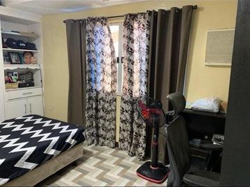 Royal South Village, Las Piñas