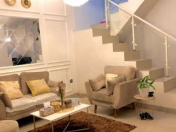 Rumah minimalis Modern Siap huni Mainroad Arcamanik view Kota Bandung di Pasir Impun
