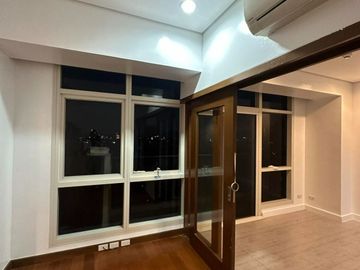 FOR SALE - Semi-Furnished Unit with Balcony in The SkyVillas at One Balete, New Manila, Quezon City
