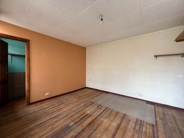 En venta casa en Cuenca, en la Av. Pichincha