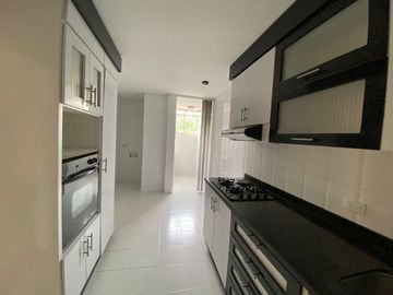 ALQUILO APARTAMENTO EN EL SECTOR DE PINARES