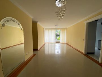 ALQUILO APARTAMENTO EN EL SECTOR DE PINARES