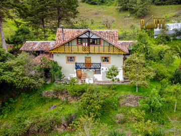 Quinta rustica campestre de venta en Paute