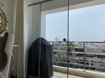 VENDO DEPARTAMENTO  MAGDALENA LIMITE SAN ISIDRO BUEN ESTADO IMPECABLE