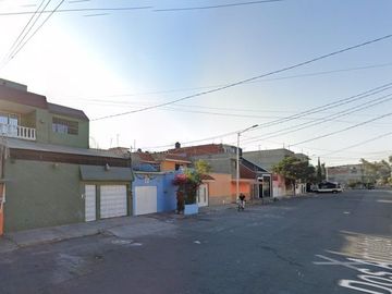 VENTA DE CASA EN AV. DOS ARBOLITOS, BENITO JUAREZ, NEZAHUALCOYOTL, ESTADO DE MEXICO