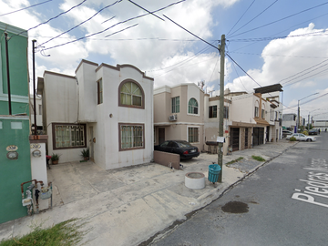 Casa en venta- Piedras Negras, Miravista, General Escobedo, Nuevo León- ¡REMATE BANCARIO!