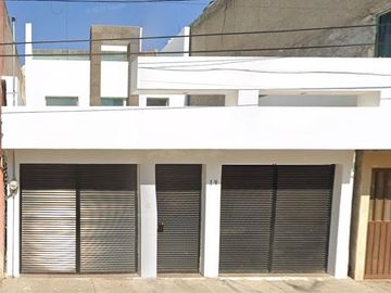 VENTA DE CASA EN CALLE BOSQUES DE SUECIA, BOSQUES DE ARAGON, NEZAHUALCOYOTL, EDO. MEX.