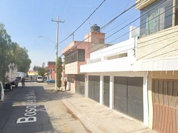 VENTA DE CASA EN CALLE BOSQUES DE SUECIA, BOSQUES DE ARAGON, NEZAHUALCOYOTL, EDO. MEX.