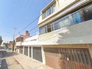 VENTA DE CASA EN CALLE BOSQUES DE SUECIA, BOSQUES DE ARAGON, NEZAHUALCOYOTL, EDO. MEX.