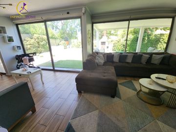 Amplia y Hermosa Casa con Piscina Alto el Manzano Til-Til.