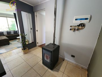 Amplia y Hermosa Casa con Piscina Alto el Manzano Til-Til.