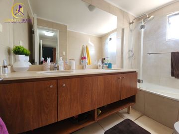 Amplia y Hermosa Casa con Piscina Alto el Manzano Til-Til.