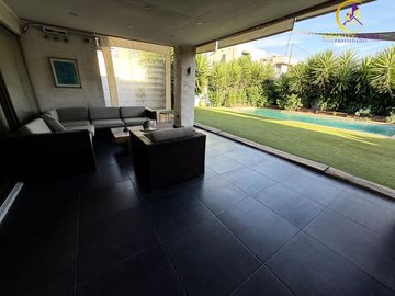 Amplia y Hermosa Casa con Piscina Condominio Jardín Oriente Til-Til.