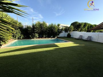 Amplia y Hermosa Casa con Piscina Condominio Jardín Oriente Til-Til.