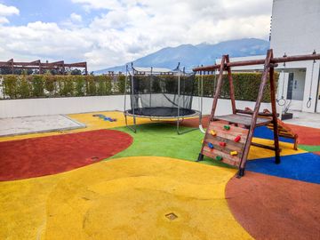 Departamento de venta por estrenar sector ponciano alto, tres habitaciones, edificio con los mejores amenities
